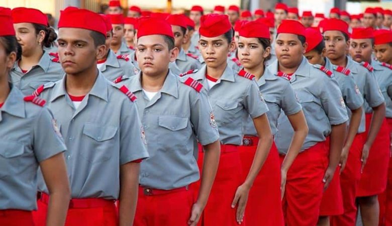 Resultado de imagem para ensino civico militar brasil