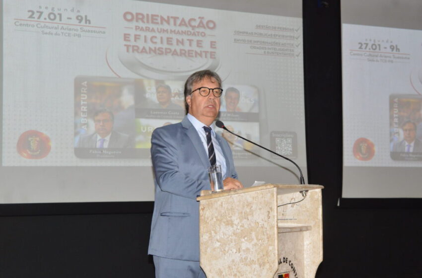  Presidente do TCE abre encontro técnico com prefeitos e reafirma compromisso da Corte com a educação infantil