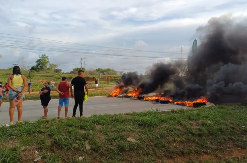  BR-101 em João Pessoa é interditada por conta de protesto