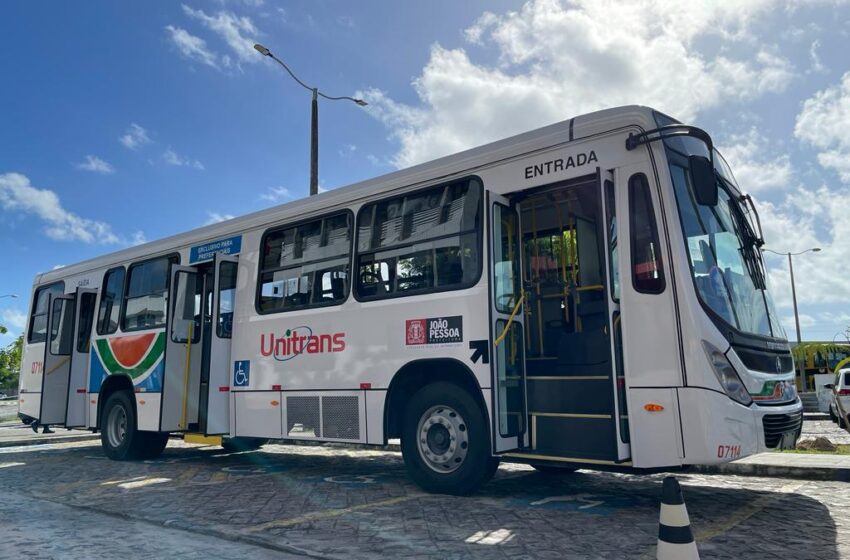  Motoristas de ônibus de João Pessoa aprovam sinal de greve