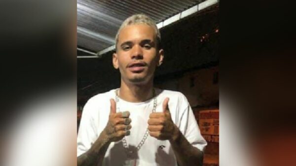  Em João Pessoa, ataque a tiros termina com jovem morto dentro de casa