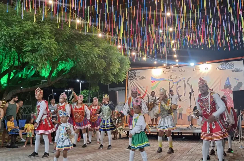  Grupos de Reisado Ensinam Jovens a Valorizar a Cultura Popular