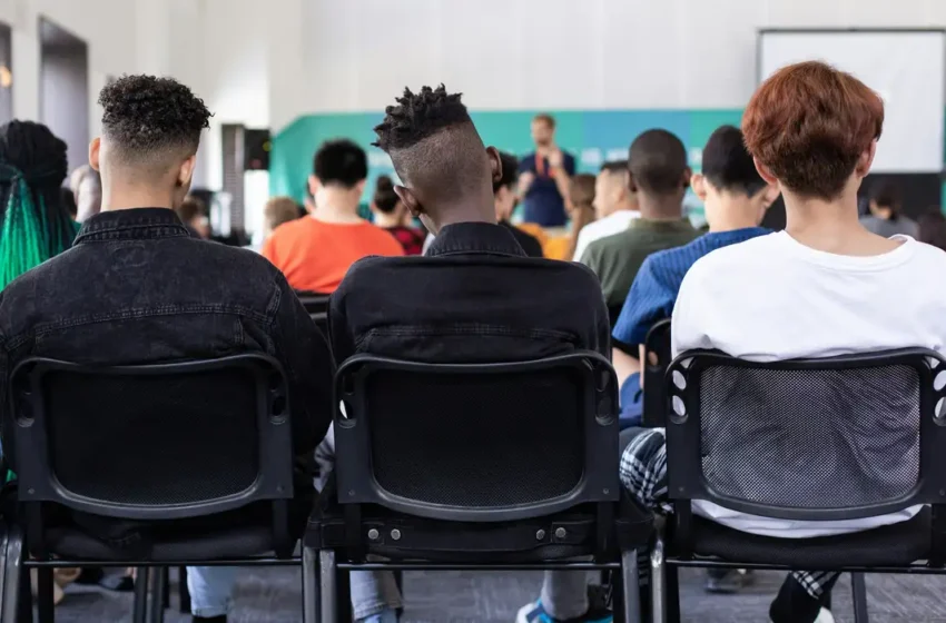  Brasil registra pelo menos 9 mil estudantes trans matriculados nas escolas