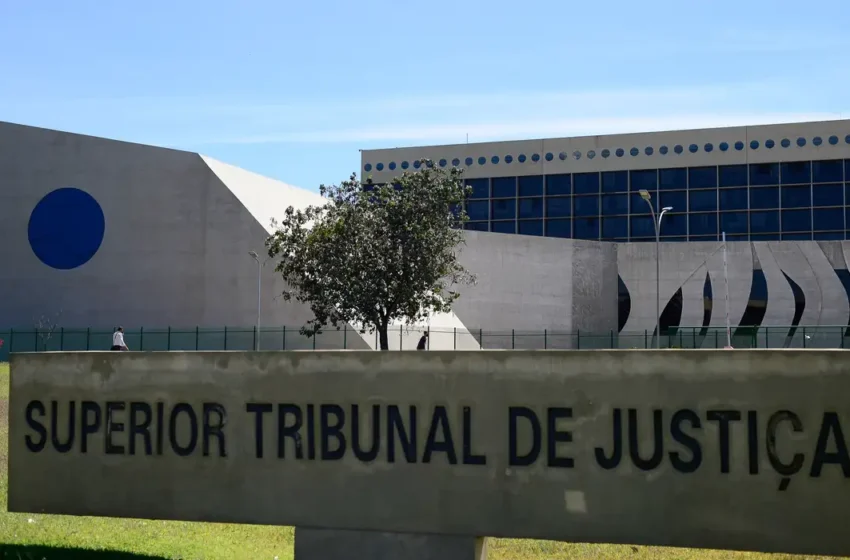  Corte de ponto de peritos do INSS que estão em greve é mantido pelo STJ