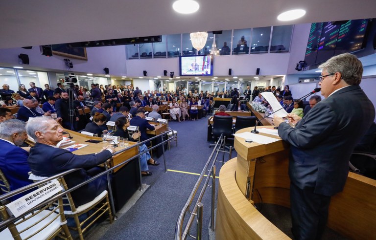  João Azevêdo anuncia na abertura dos trabalhos na AL a inauguração de diversas obras, além da expansão do programa “Tá na Mesa”