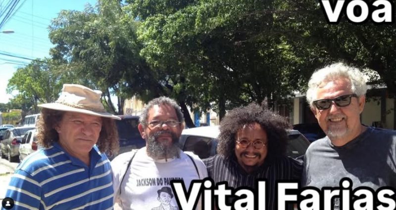  Artistas e amigos lamentam a morte do cantor e compositor Vital Farias