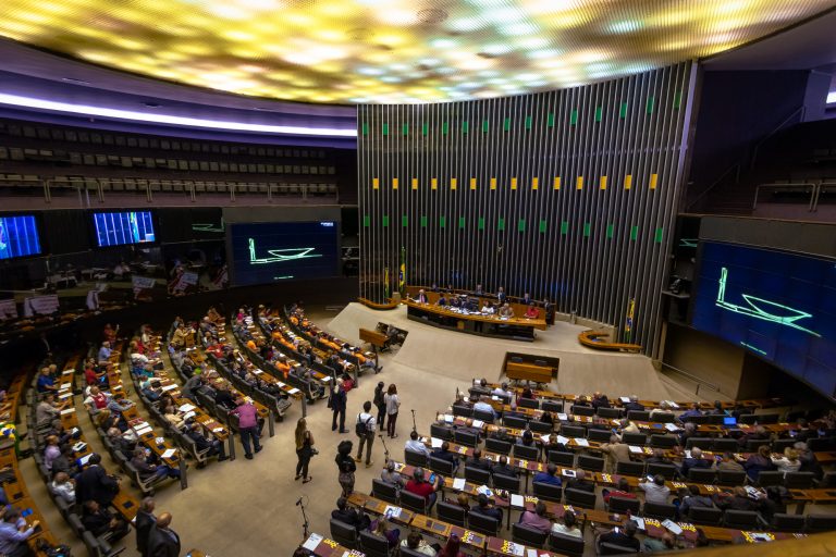  Câmara e Senado elegem novos presidentes neste sábado