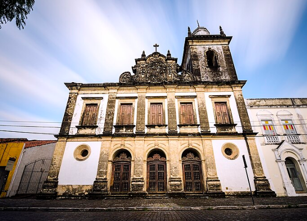  Muro do mosteiro de São Bento desaba em João Pessoa; leia nota emitida pela Arquidiocese da PB