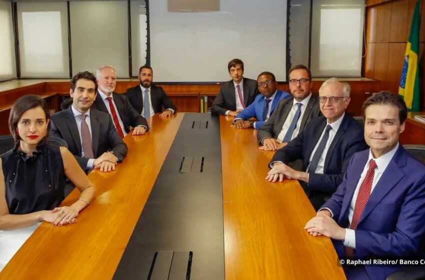  Banco Central eleva a taxa básica de juros para 14,25%, o nível mais alto desde o governo Dilma, e sinaliza aumento mais moderado no próximo reajuste