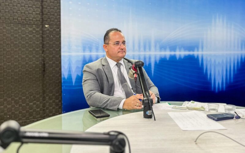 Vereador de Santa Rita João Alves critica abordagem policial após ser detido por porte ilegal de arma