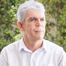 Ricardo Coutinho confirma pré-candidatura a deputado federal