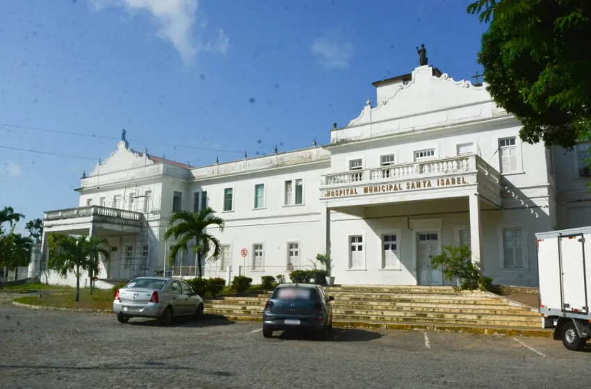  Hospital Municipal Santa Isabel realiza ações de prevenção e alerta ao câncer colorretal