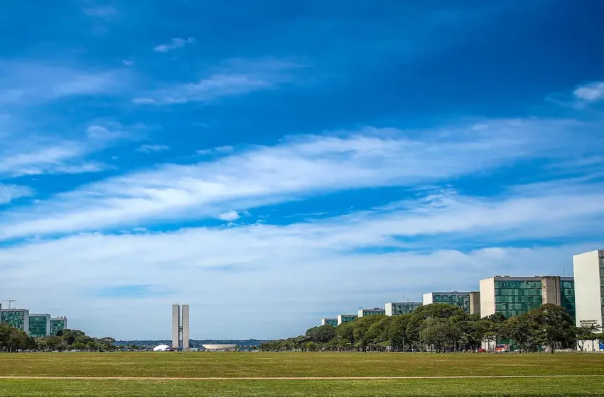  Comissão Mista aprova o orçamento de 2025 após revisões no texto