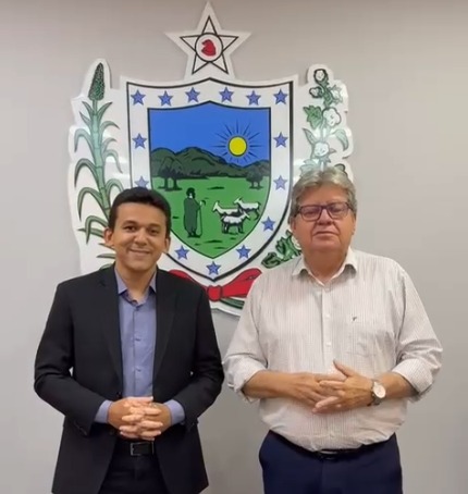  João Azevedo esquece eleição em Santa Rita e transforma prefeito adversário em aliado na gestão e na política; veja vídeo e saiba mais