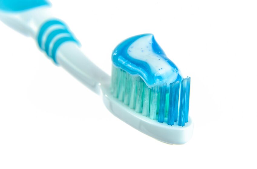 Interdição de venda de creme dental da Colgate é suspensa pela Anvisa