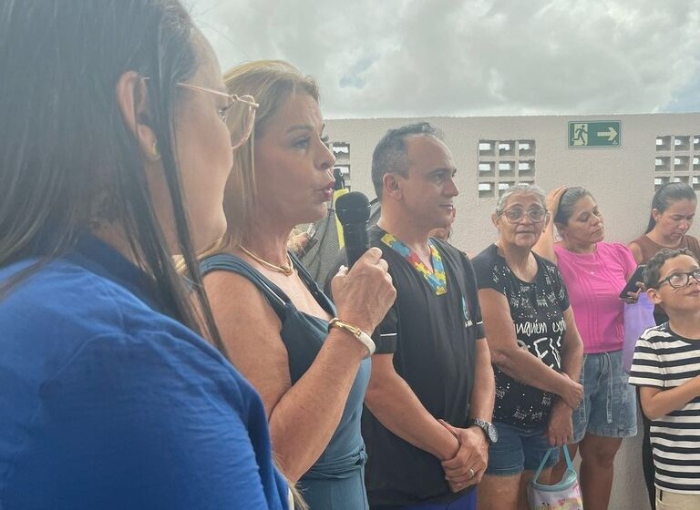  Primeira-dama do Estado Ana Maria Lins reforça apoio à causa do autismo em encontro com associação