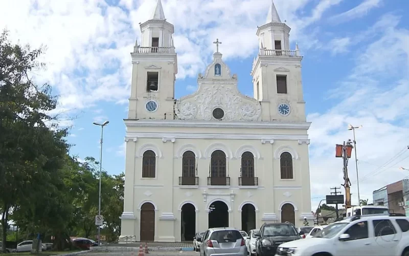  Fiéis participam de missas em memória ao Papa Francisco na Paraíba