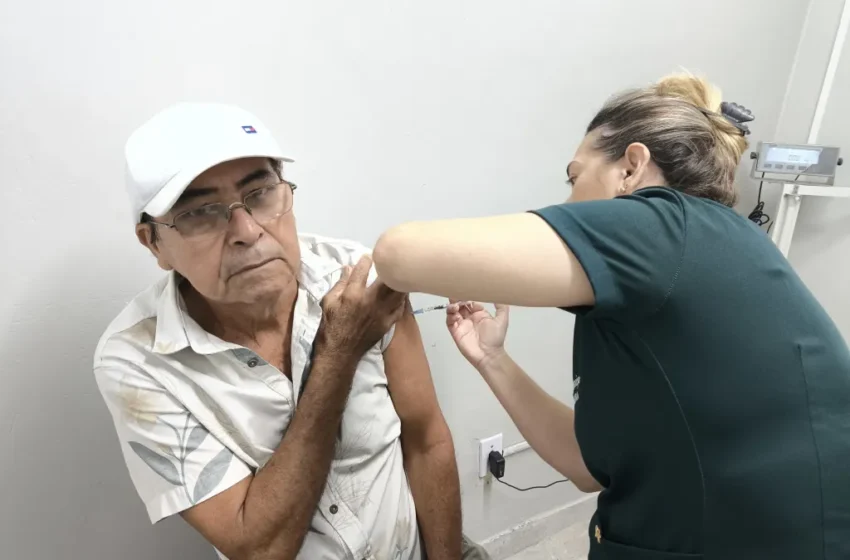 USFs, policlínicas, Centro de Imunização e pontos móveis participam do ‘Dia D’ de vacinação