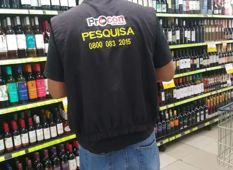 Pesquisa do Procon-JP registra diferença de R$ 100 no preço do vinho; maior variação chega a 187,70%