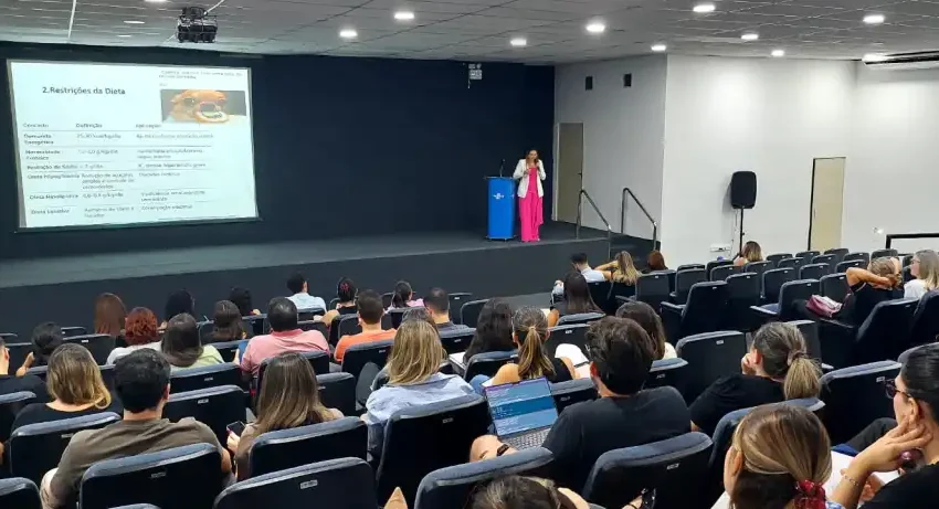 Hospital Santa Isabel promove palestra sobre segurança do paciente e prescrição clínica de medicamentos