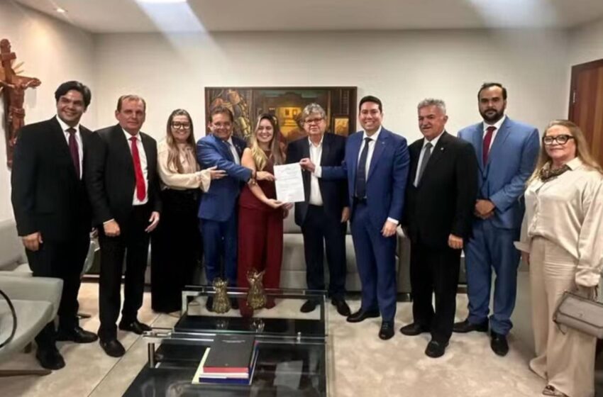 Tribunal de Contas ratifica nome de Alanna Galdino para o cargo de conselheira