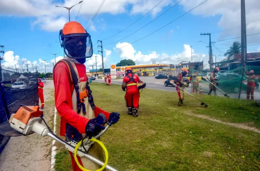 Equipes da Emlur executam serviços em 43 localidades nesta terça-feira