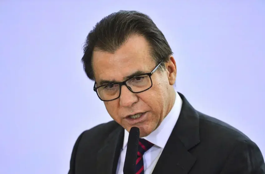  Ministro do Trabalho e Emprego aponta simpatia do governo federal sobre redução da carga horária
