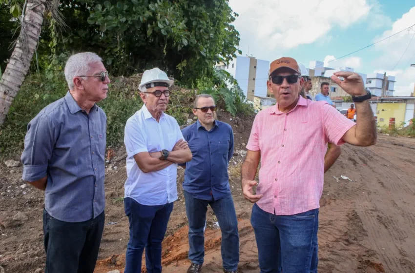 Cícero Lucena inspeciona binário em Água Fria que vai beneficiar bairros da Zona Sul com nova ligação viária