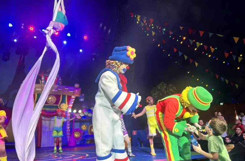 Funjope leva crianças autistas para tarde de diversão no Patati Patatá Circo Show