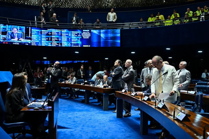  Aprovada no Senado PEC que redefine estrutura da segurança pública