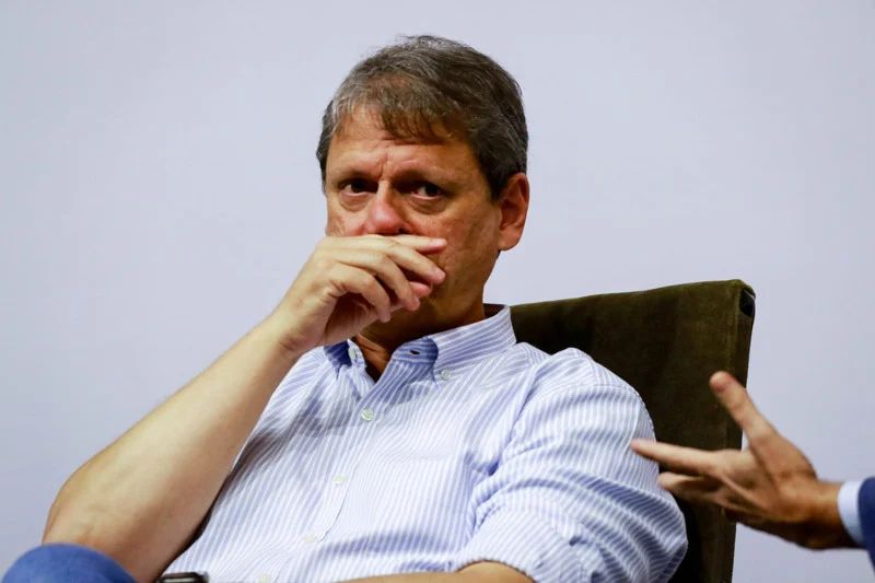 Tarcisio e ex-ministros de Bolsonaro são ouvidos por Alexandre de Moraes sobre possível trama de golpe; veja lista