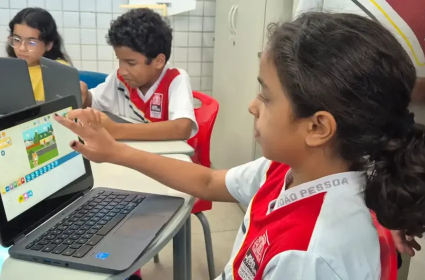 Alunos da Rede Municipal usam criatividade e participam de mais uma edição do Scratch Day