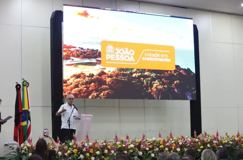 Cícero Lucena apresenta avanços de João Pessoa no 2º Encontro Paraibano de Câmaras Municipais
