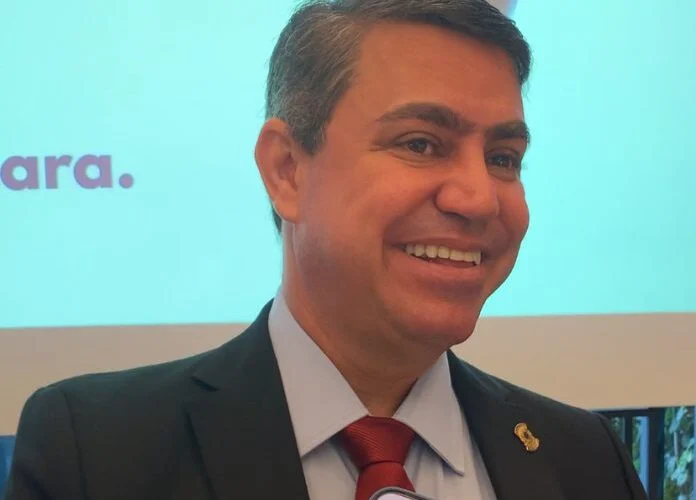 Dinho Dowsley reafirma publicamente seu apoio a Cícero Lucena