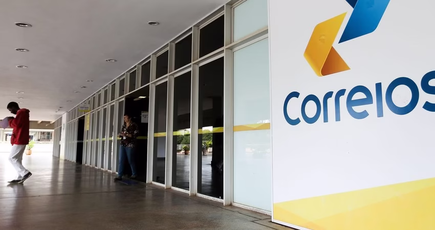 Aposentados terão atendimento presencial nos Correios para verificar descontos no INSS