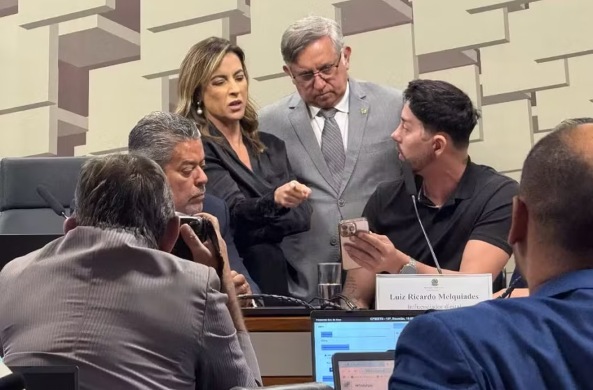  Influenciador faz demonstração a senadores de como apostar no “Tigrinho” durante CPI das Bets.