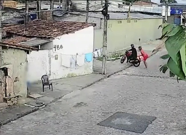  PM realiza operação após tiroteio com vítimas de bala perdida no bairro do Rangel, em João Pessoa
