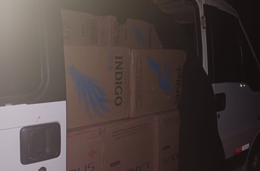  PRF apreende 79 mil maços de cigarros contrabandeados durante Operação Festejos Juninos 2025, na Paraíba
