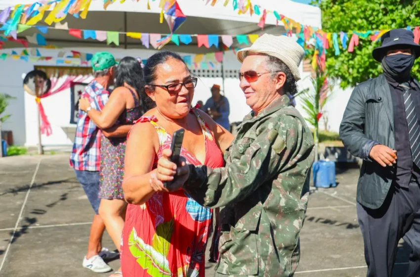 Caps Caminhar realiza tradicional festa junina para usuários, familiares e funcionários