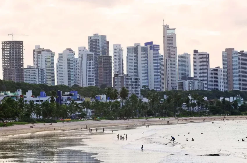 Paraíba lidera saldo migratório positivo no Nordeste, segundo Censo 2022