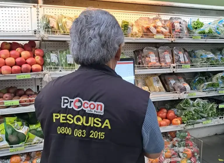 Procon-JP encontra diferença de R$ 17,99 no preço do quilo do alho em pesquisa para hortifrútis