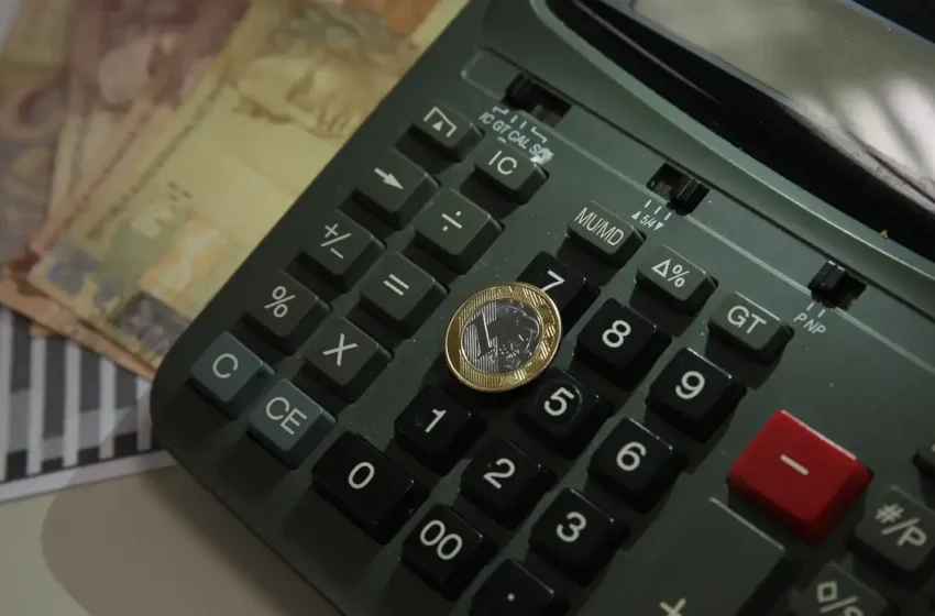 Atividade econômica do Brasil avança 0,2% em abril, segundo dados oficiais do Banco Central