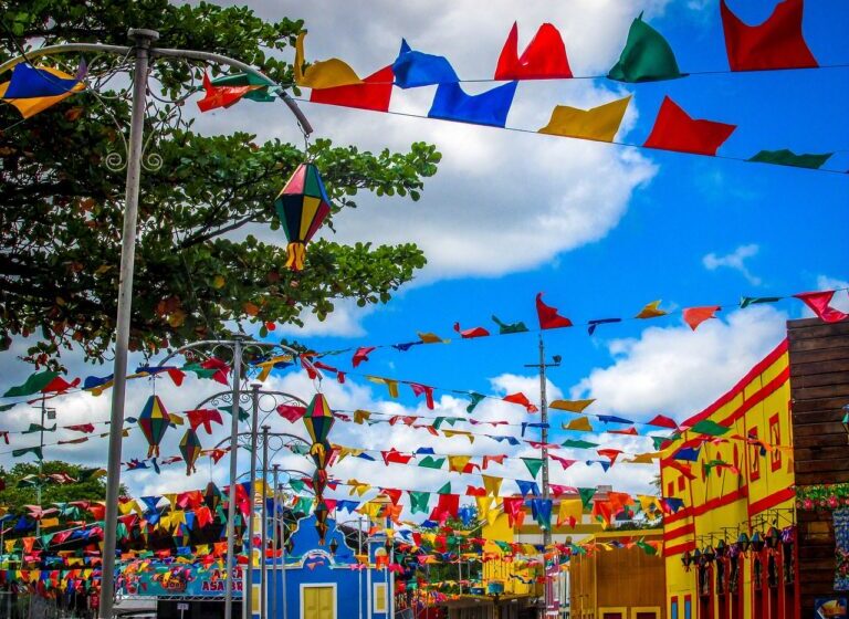 Incentivo cultural: 16 cidades do interior da Paraíba recebem pelo Governo da Paraíba investimento de alto valor para festas juninas