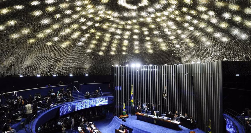 Congresso derruba vetos de contenção de gastos e amplia fundo partidário em R$ 160 milhões