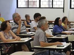 Dado do IBGE indica Paraíba como quarto estado com maior número de analfabetismo entre idosos no Brasil.