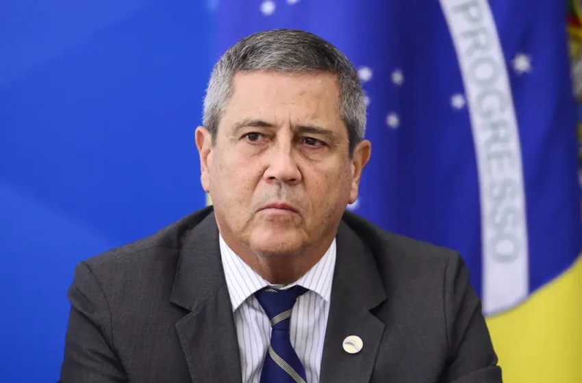 PF diz que Braga Netto foi “figura central” para desacreditar eleições