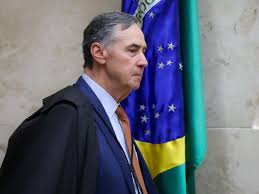 Barroso rebate Trump e defende STF após sanções dos EUA: “Estado democrático funciona com base em provas”