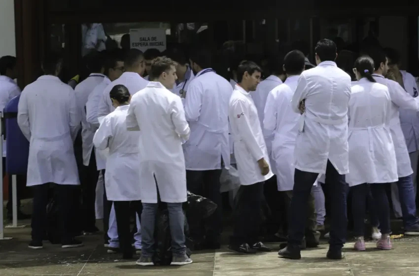 Inscrições para o Enamed terminam nesta quarta-feira (30); exame será exigido para formandos de medicina