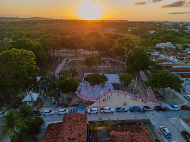 Prefeitura amplia investimentos em lazer e já entrega 17 praças; outras 14 estão em obras