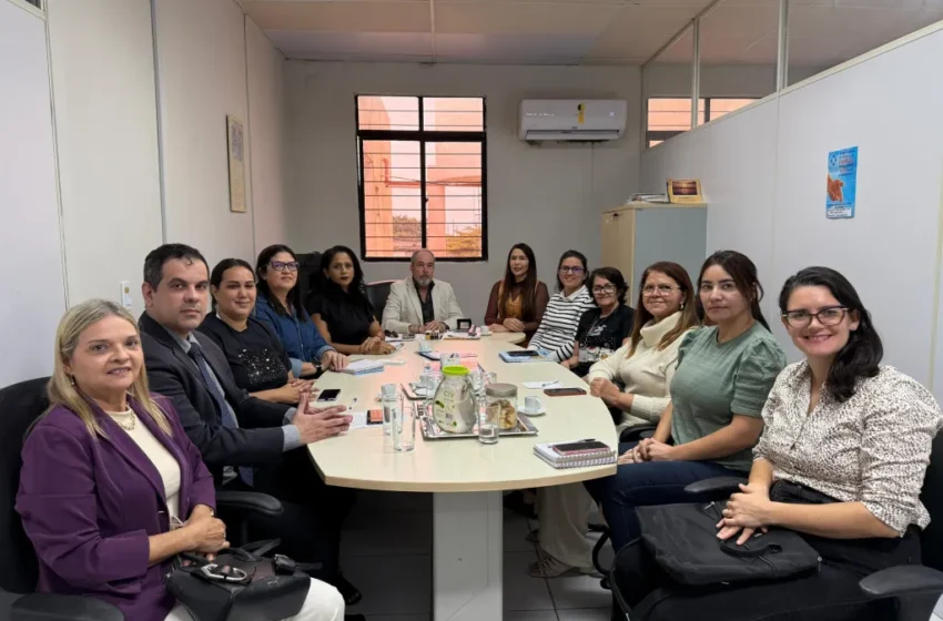 Secretaria de Segurança Urbana participa de audiência no MPPB sobre presença de crianças nos semáforos
